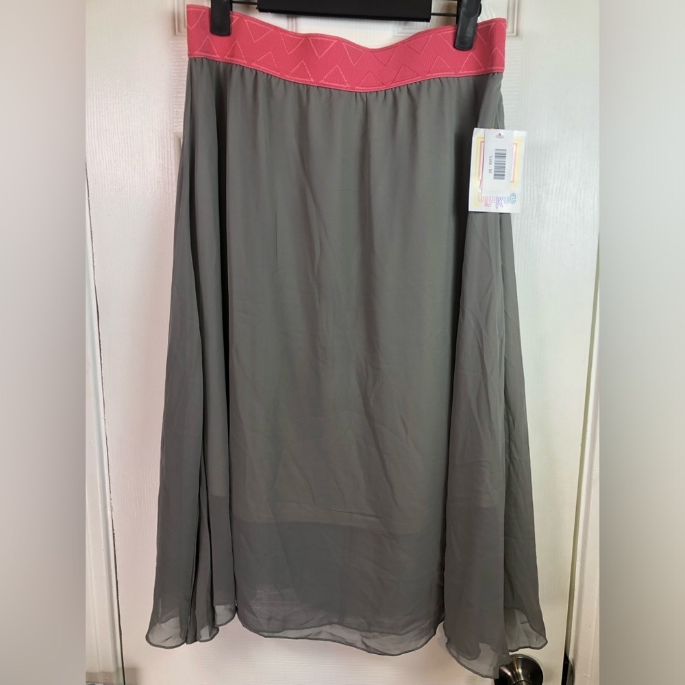 LuLaRoe Gray Skirt with Coral Pink Waistband LOLA